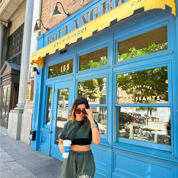 YoungLA Dreamers Club Joggers and cropped tee  - Forrest  Green - Picture 5 of 9